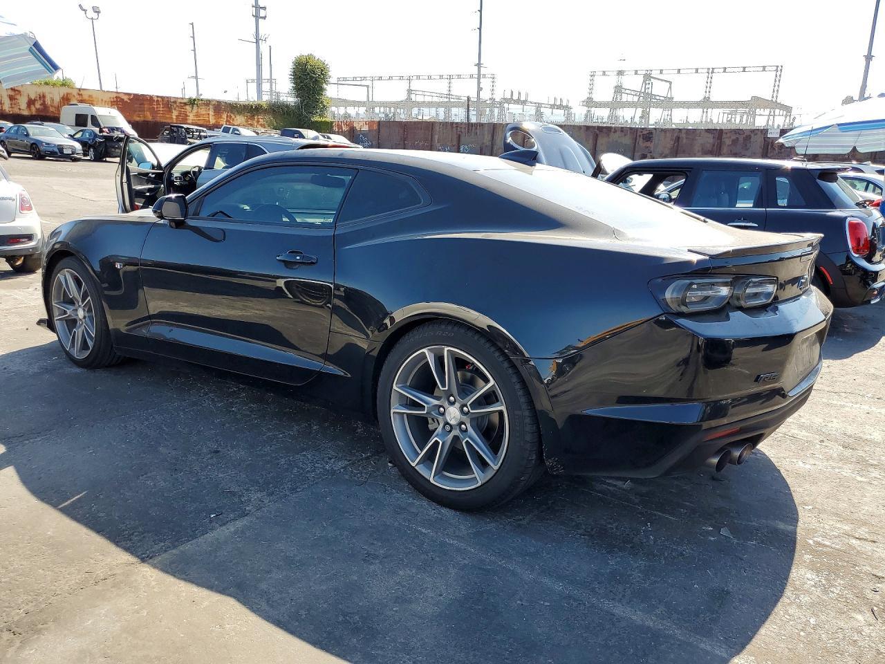 2022 Chevrolet Camaro Lt - Image 2