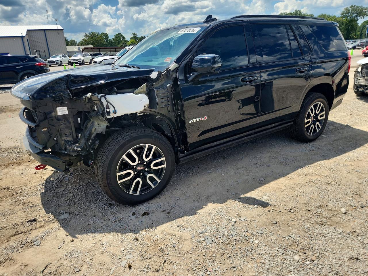 2023 GMC Yukon At4