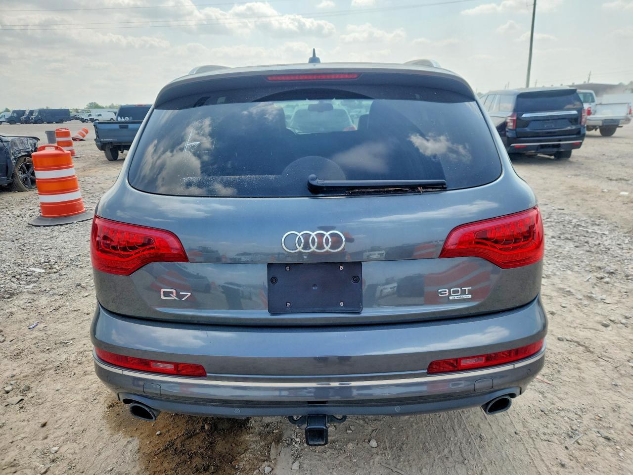 2015 Audi Q7 Premium Plus - Image 6