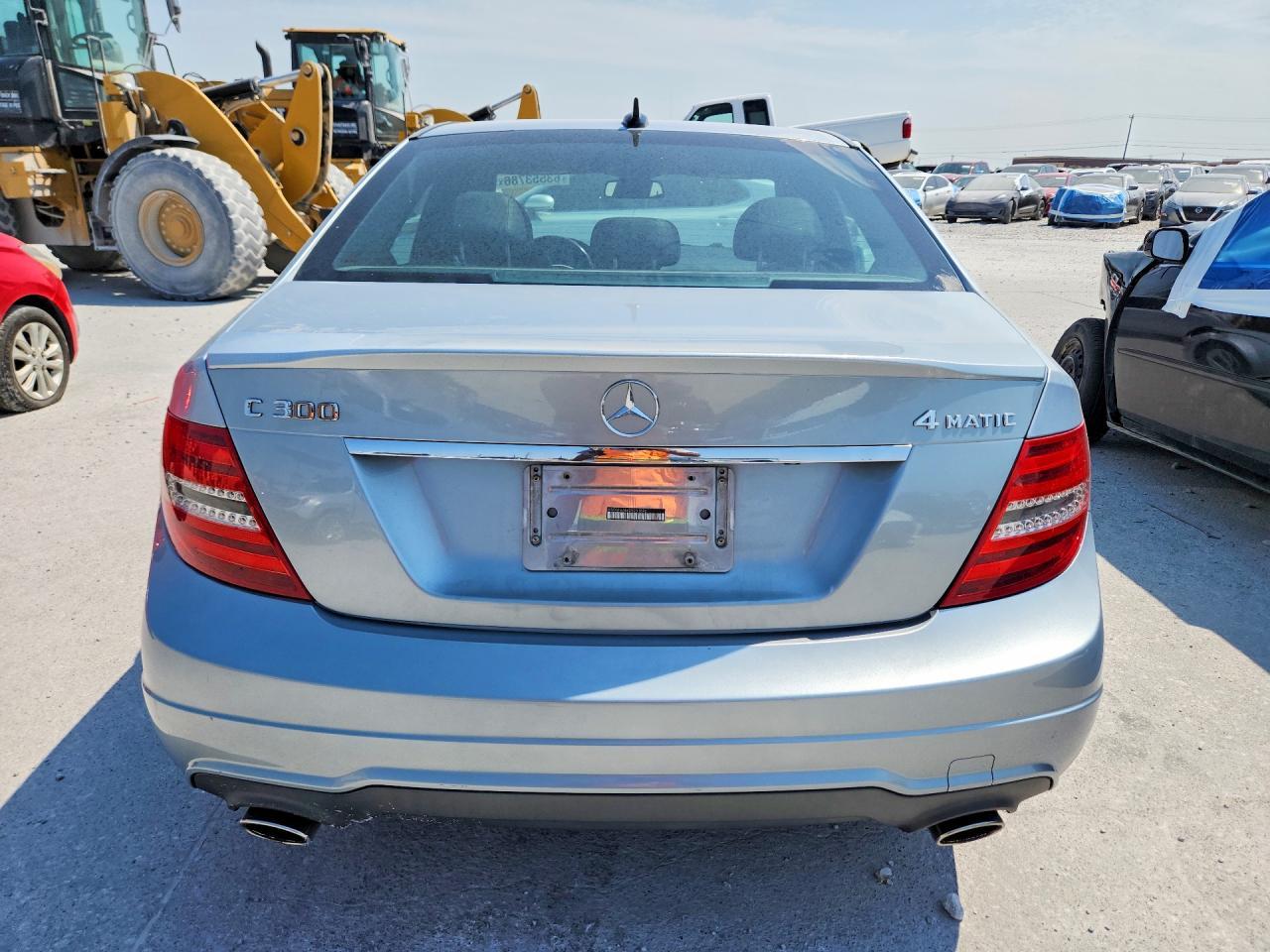 2013 Mercedes-Benz C 300 4Matic - Image 6
