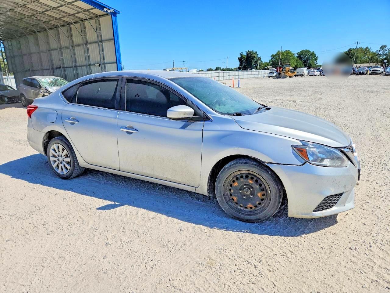 2017 Nissan Sentra Sv - Фото 4