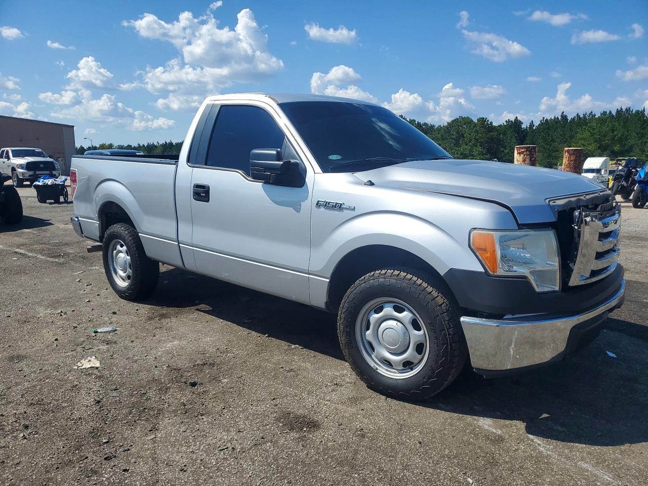 2010 Ford F150 - Фото 4