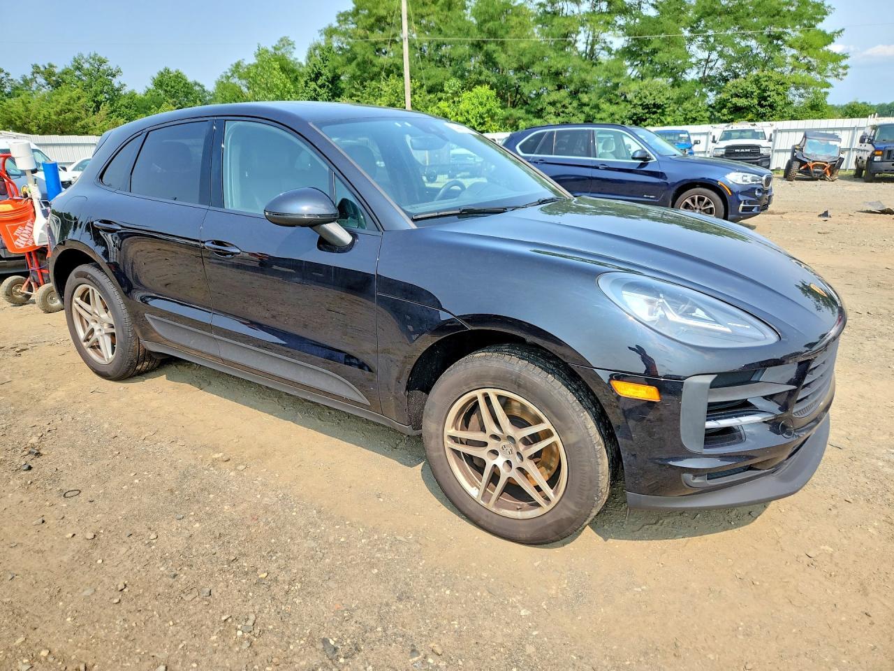 2021 Porsche Macan - Image 4