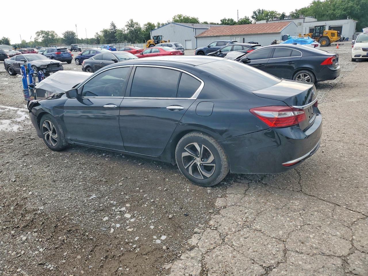 2017 Honda Accord Lx - Фото 2