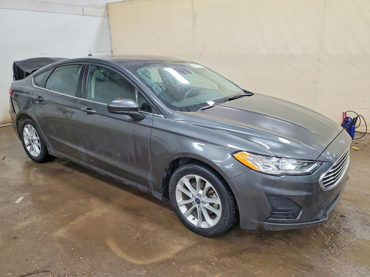 2020 Ford Fusion Se - Фото 4