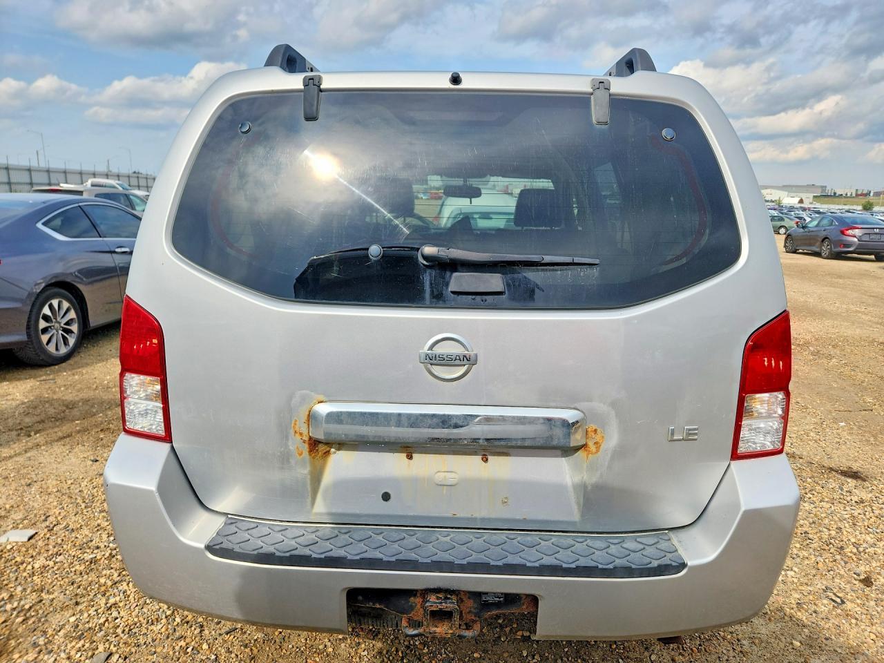 2006 Nissan Pathfinder Le - Image 6