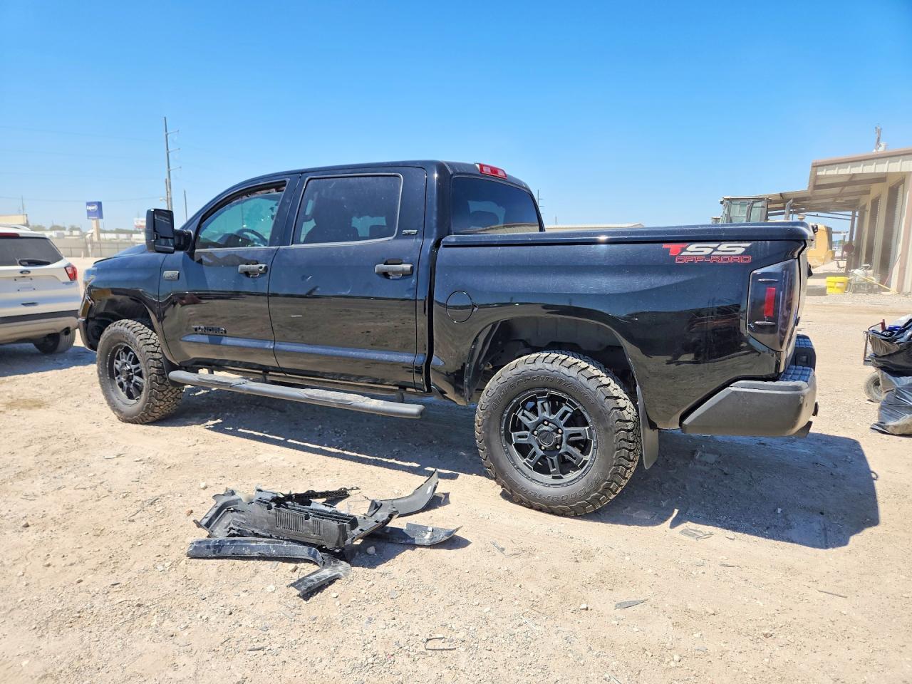 2017 Toyota Tundra Sr5 - Фото 2