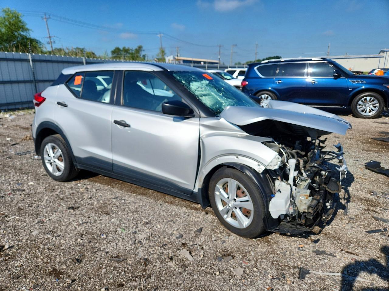 2020 Nissan Kicks S - Image 4