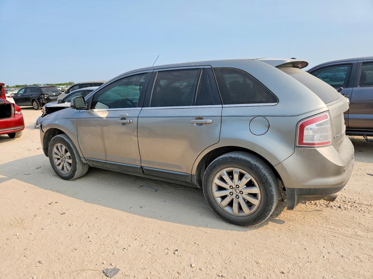 2008 Ford Edge Limited - Image 2