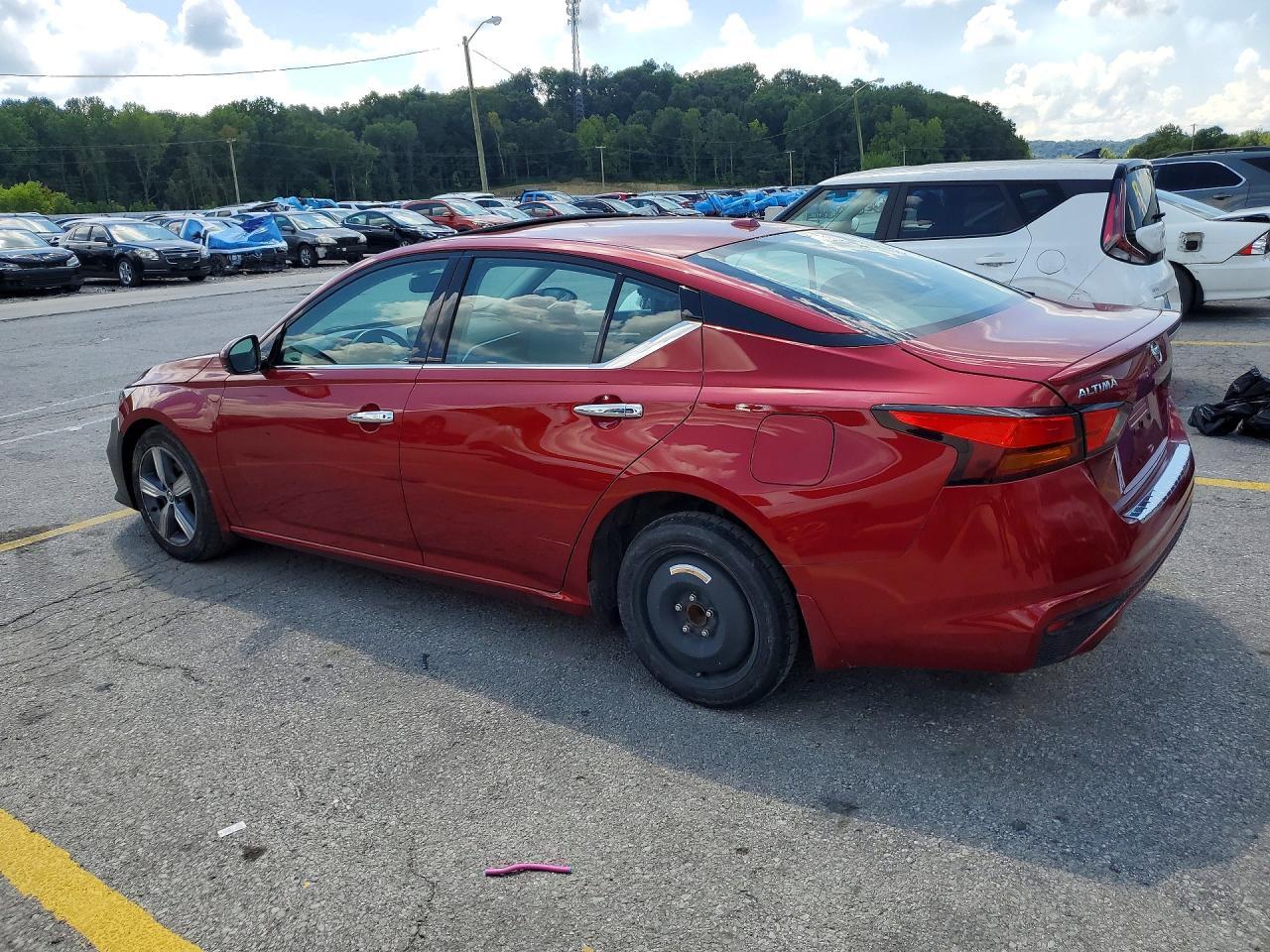 2019 Nissan Altima 2.5 Sv - Image 2
