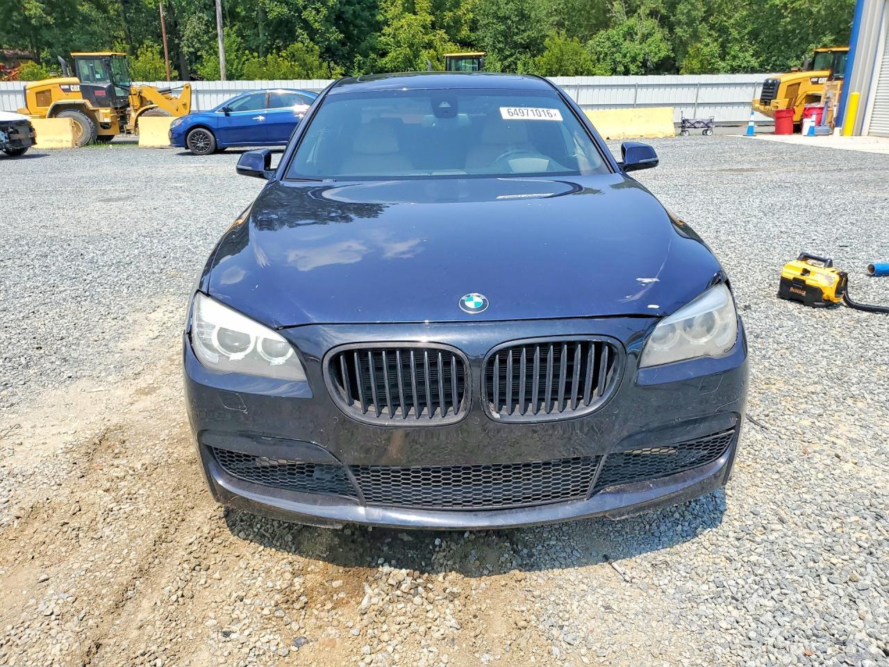 2015 BMW 740 Lxi - Image 5
