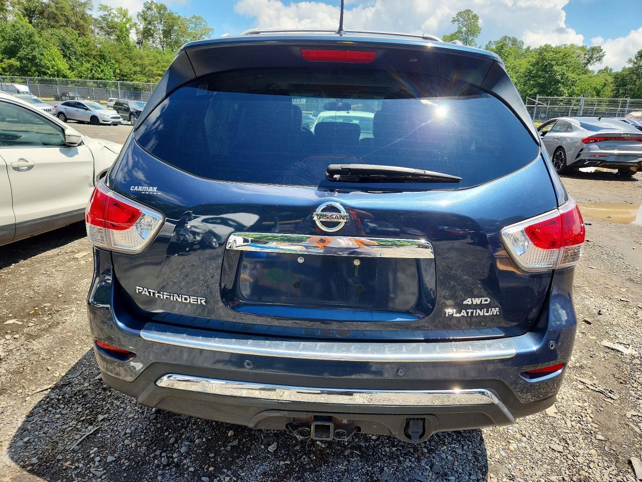 2015 Nissan Pathfinder S - Фото 6