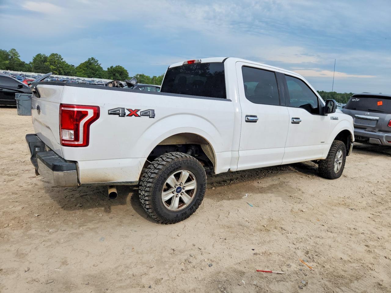 2016 Ford F150 Supercrew - Фото 3