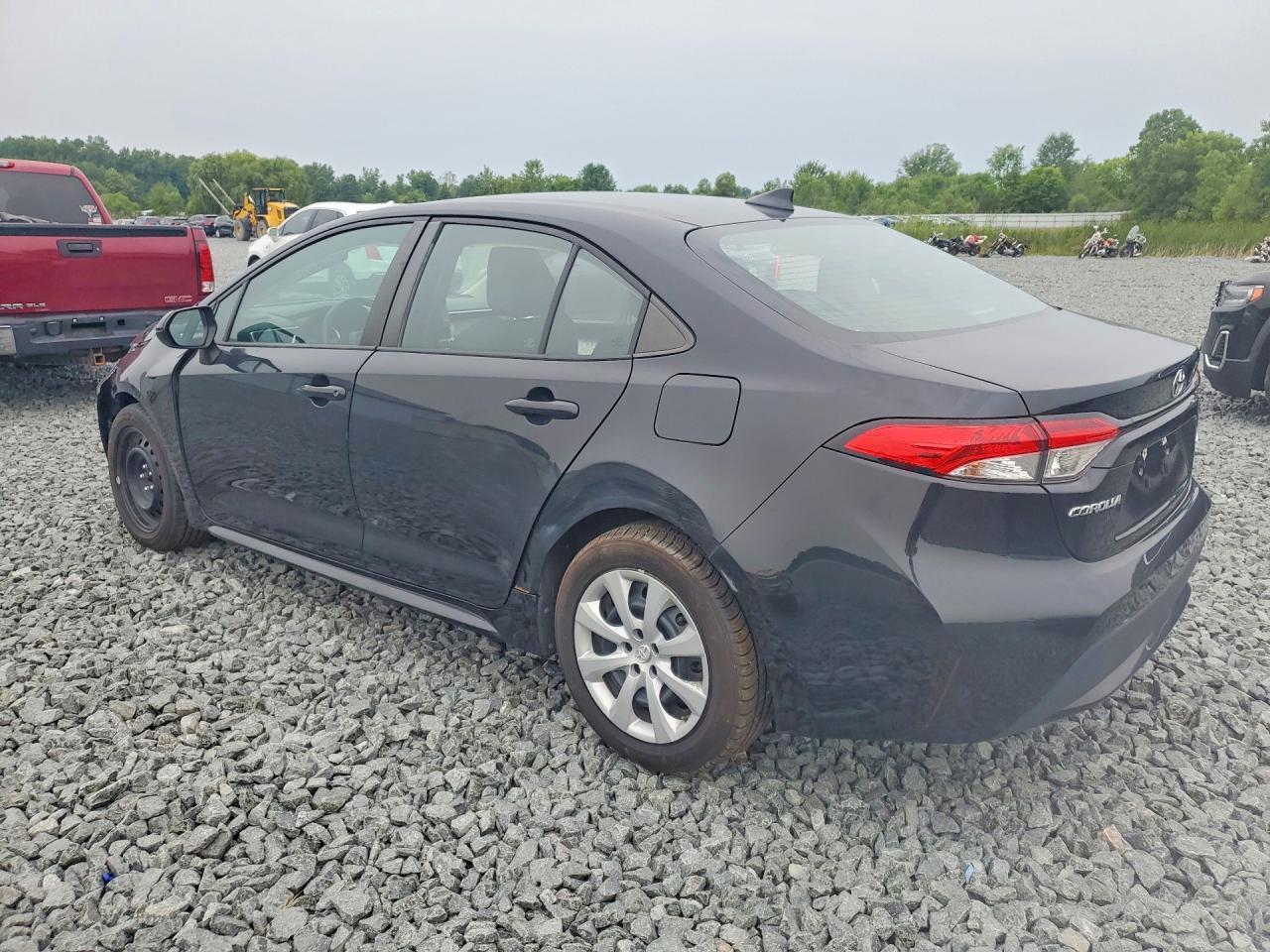 2022 Toyota Corolla Le - Фото 2