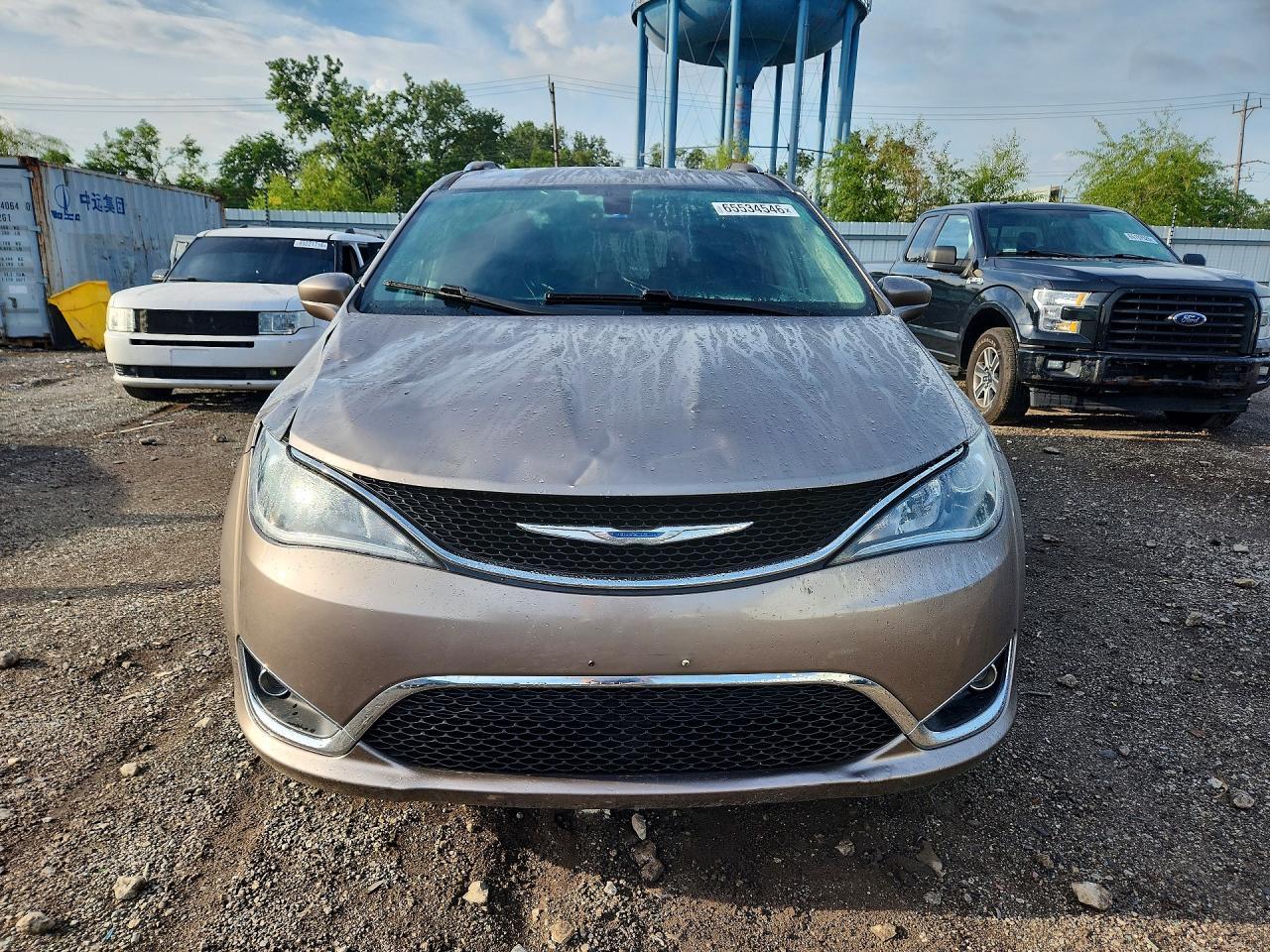 2018 Chrysler Pacifica Touring L Plus - Фото 5