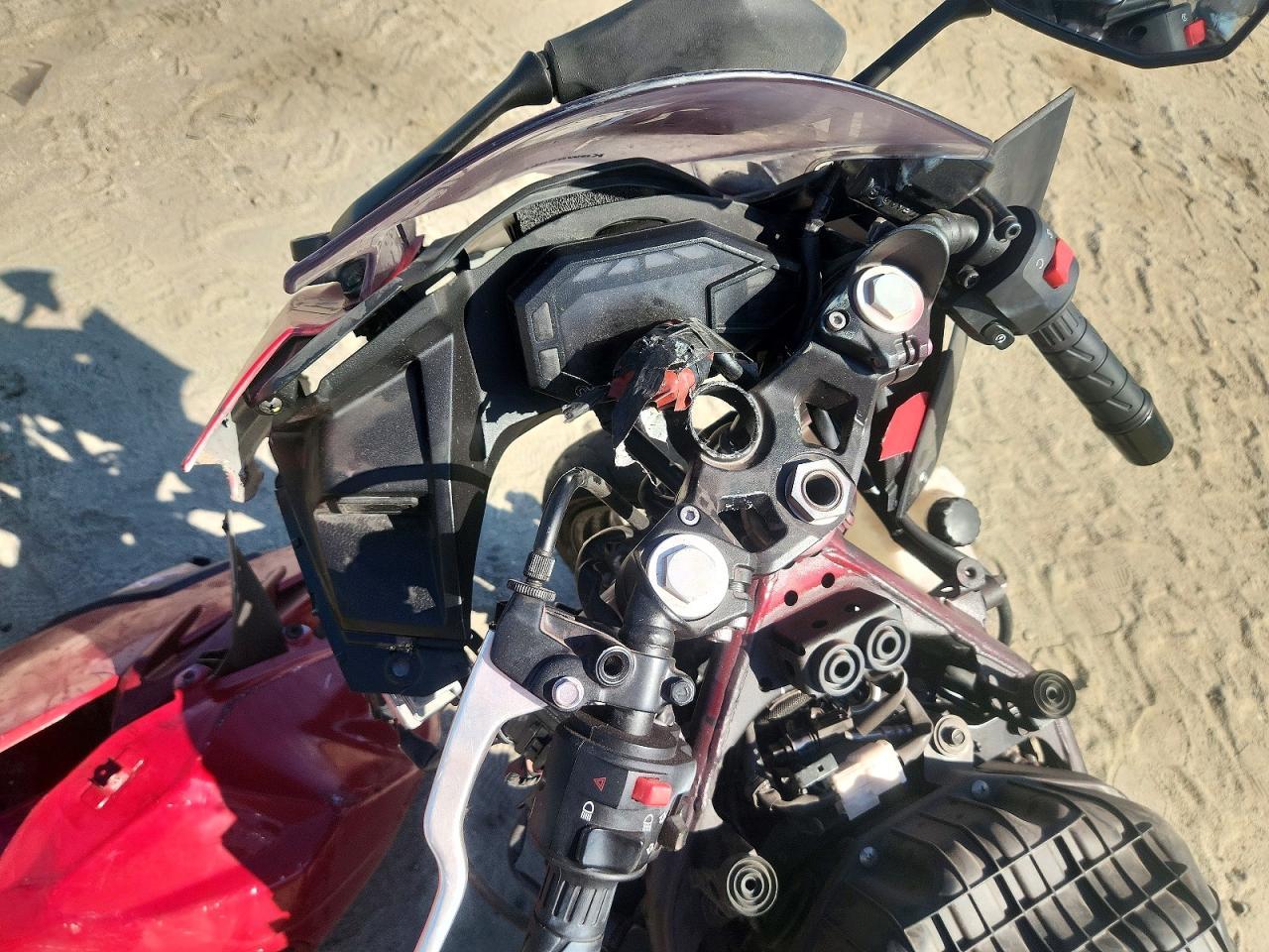 2025 Kawasaki Ex500 - Image 7