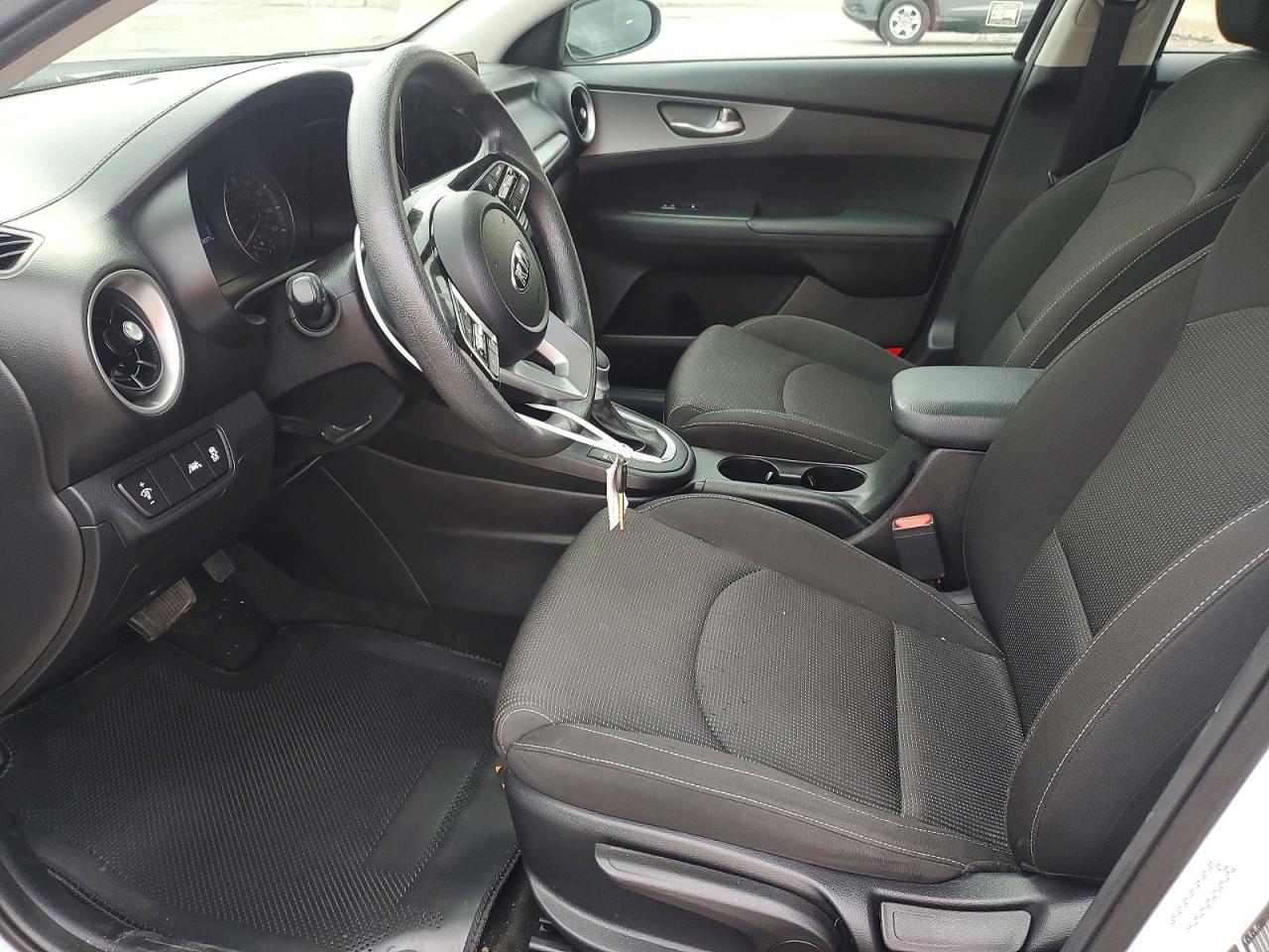 2021 Kia Forte Lxs - Image 7