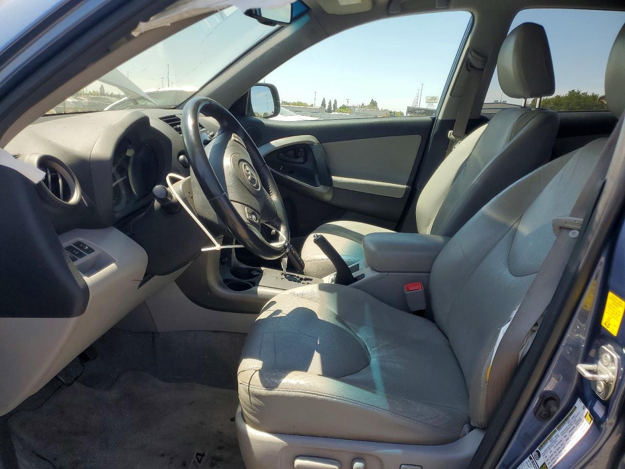 2010 Toyota Rav4 Limited - Image 7