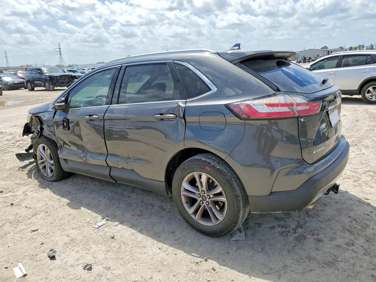 2019 Ford Edge Sel - Фото 2