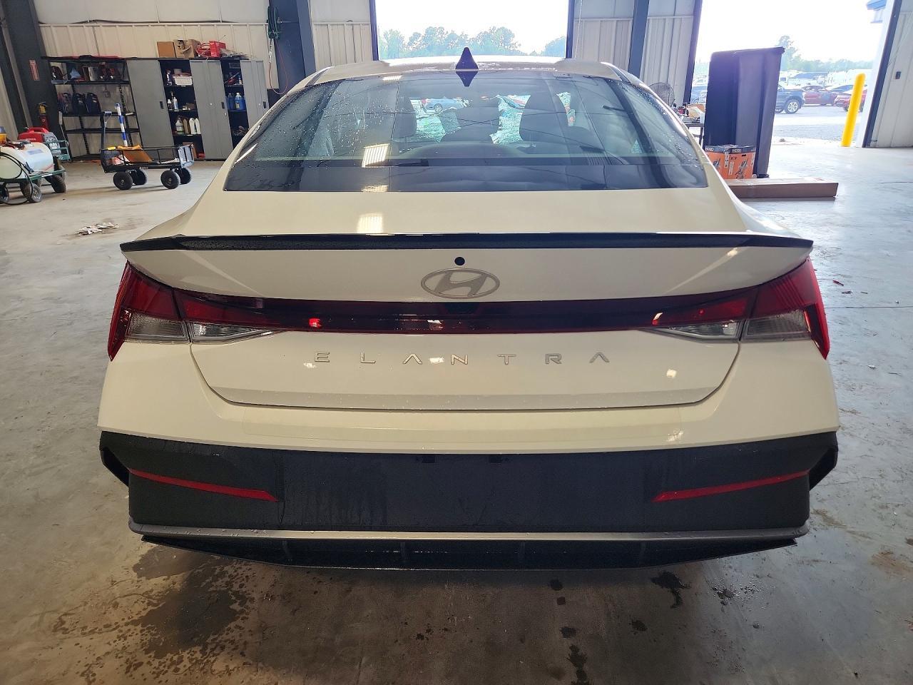 2026 Hyundai Elantra Sel Sport - Фото 6