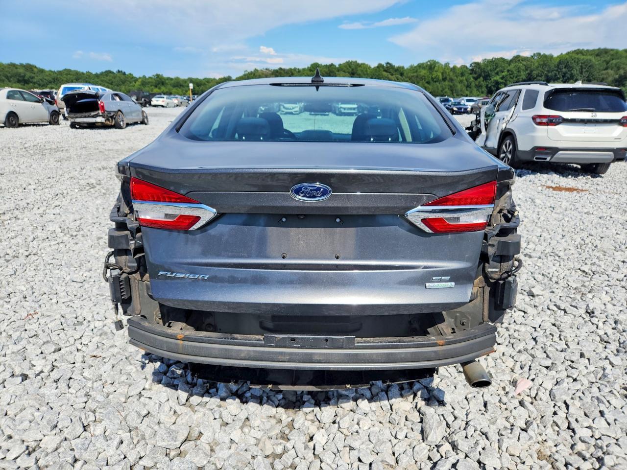 2020 Ford Fusion Se - Фото 6