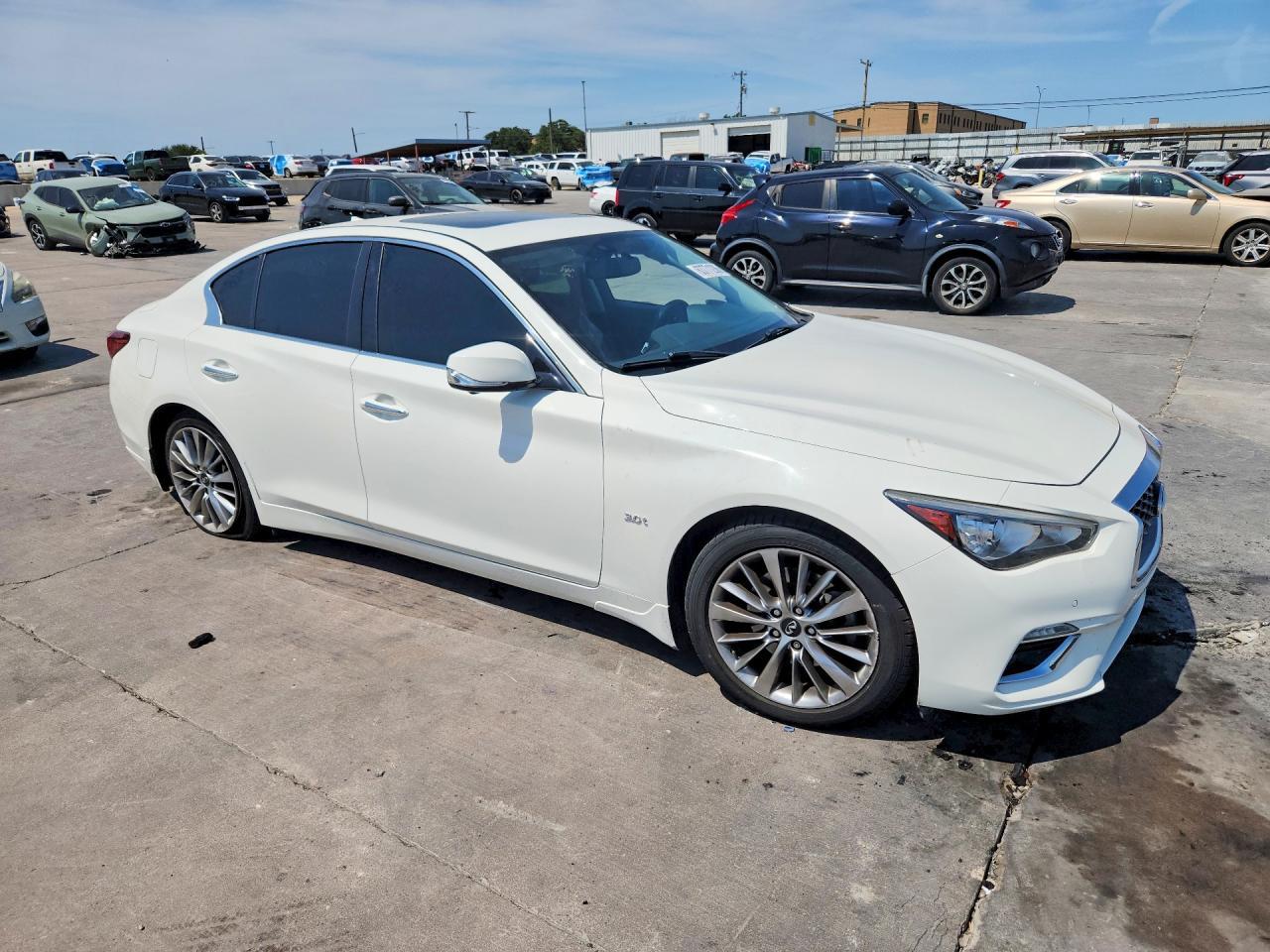 2018 Infiniti Q50 3.0T Luxe - Image 4
