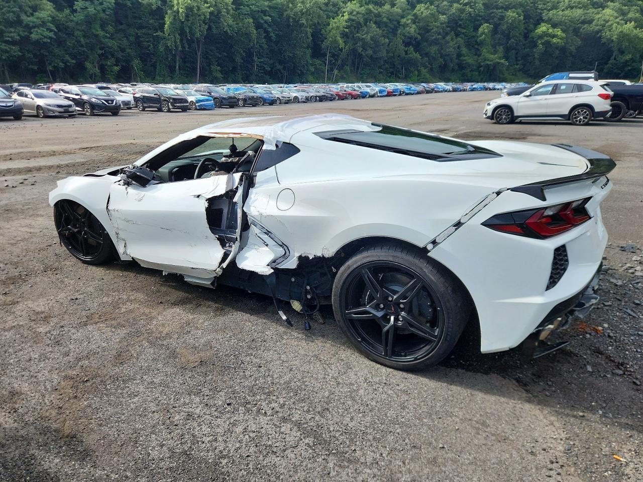 2024 Chevrolet Corvette Stingray 2Lt - Image 2