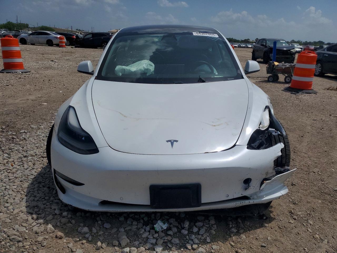2021 Tesla Model 3 - Фото 5