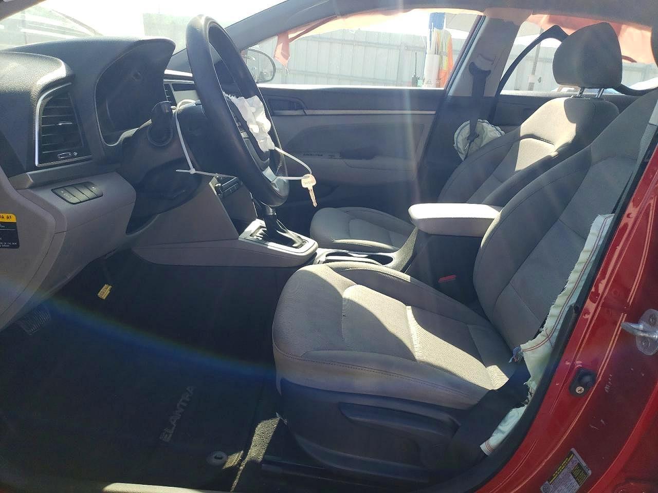 2017 Hyundai Elantra Se - Image 7