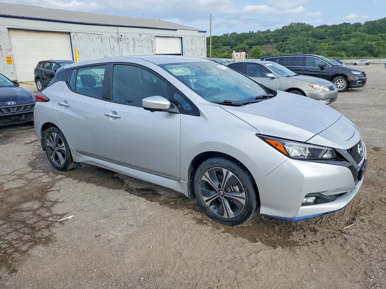 2020 Nissan Leaf Sv Plus - Image 4