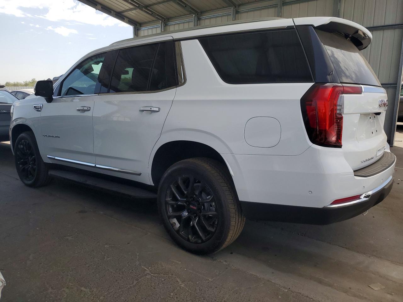 2026 GMC Yukon Elevation - Image 2