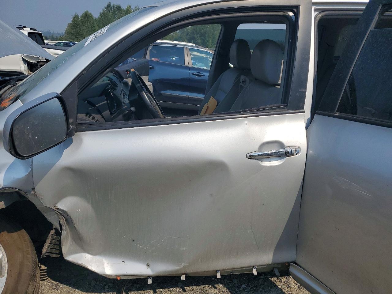 2009 Toyota Highlander Hybrid Limited - Image 7