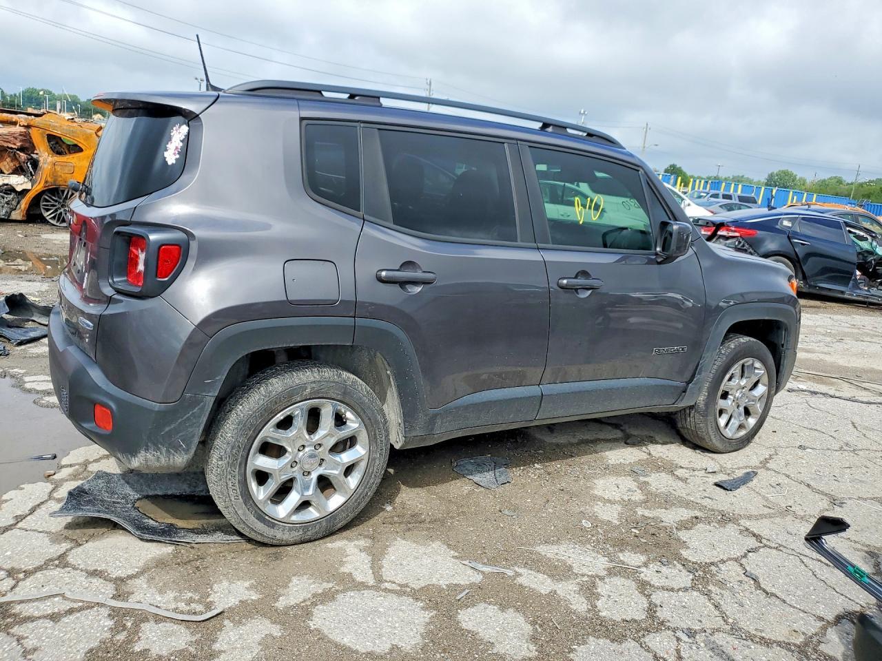 2018 Jeep Renegade Latitude - Фото 3