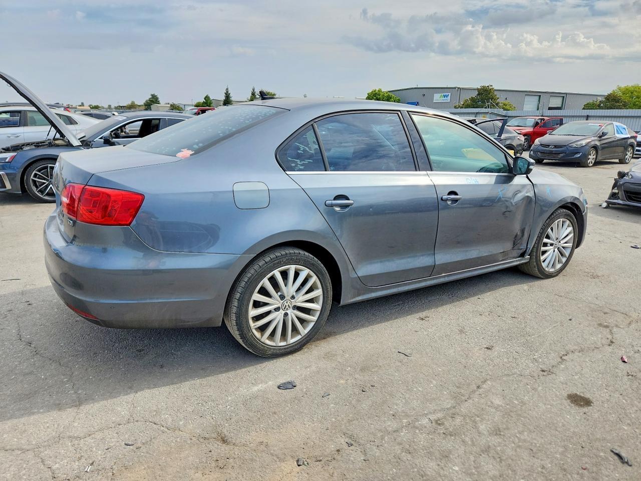 2013 Volkswagen Jetta Tdi - Фото 3