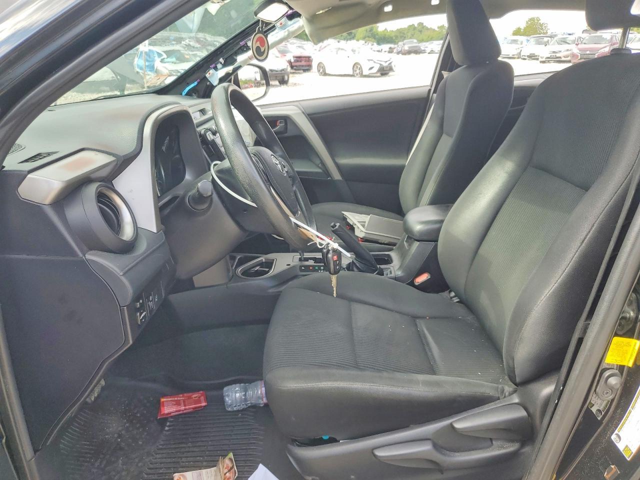 2018 Toyota Rav4 Le - Image 7