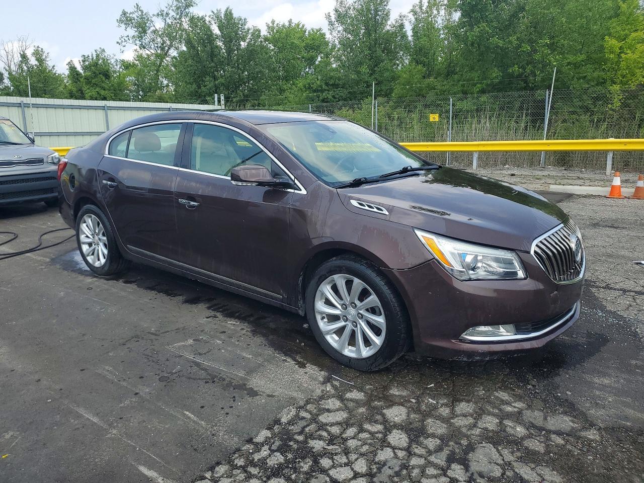 2016 Buick Lacrosse - Image 4