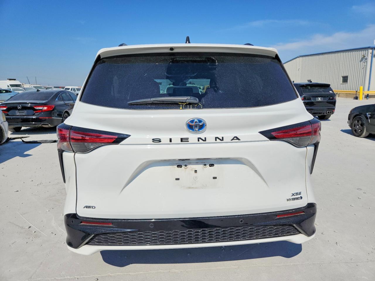 2021 Toyota Sienna Xse - Фото 6