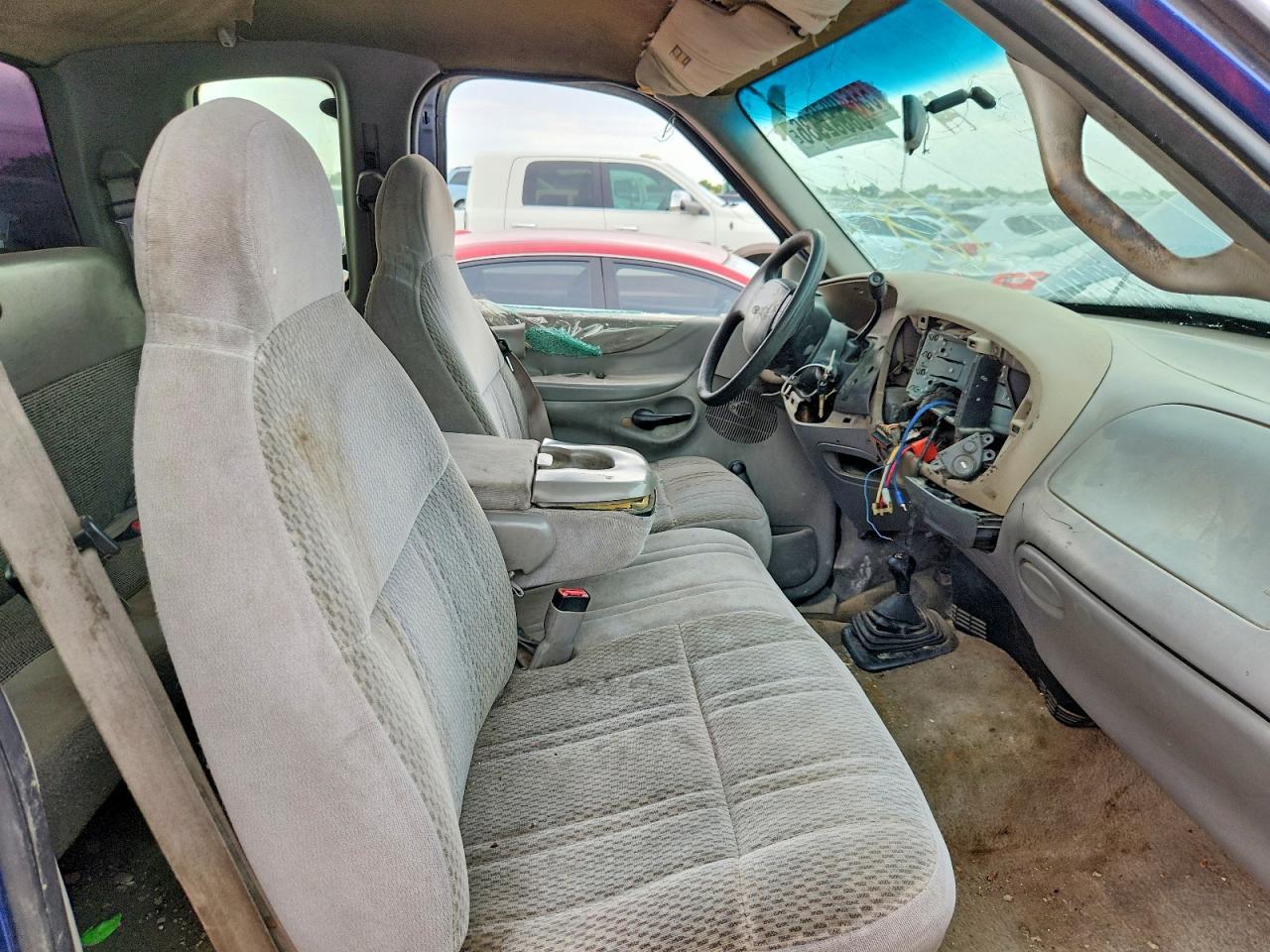 1997 Ford F150 - Фото 7