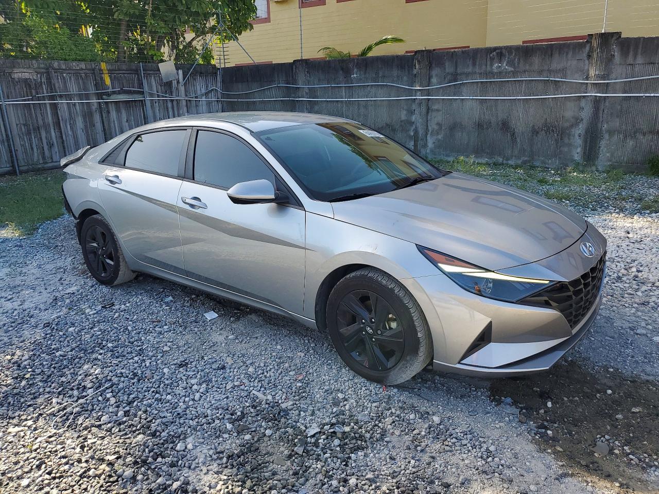 2022 Hyundai Elantra Sel - Фото 4