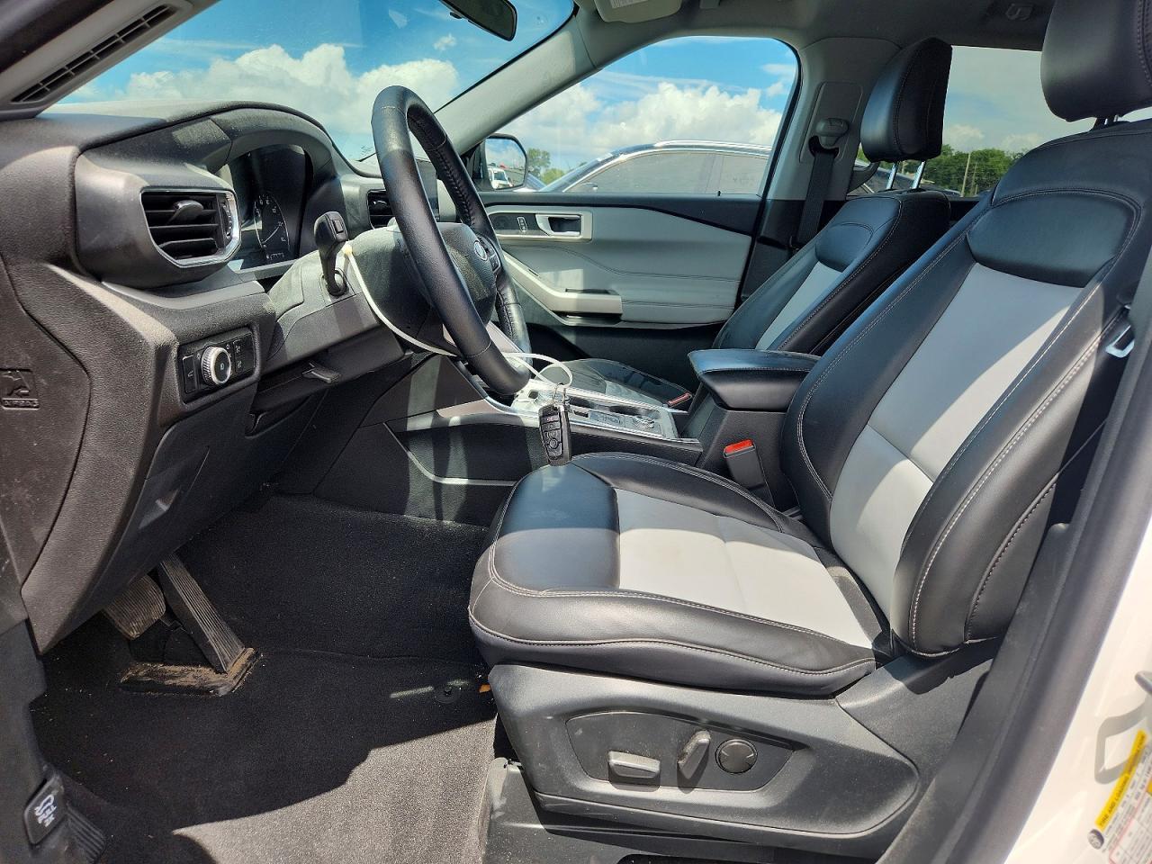 2023 Ford Explorer Xlt - Фото 7