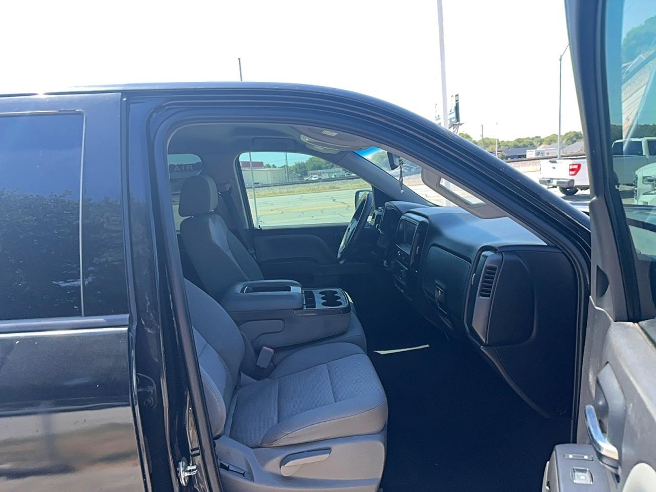 2018 Chevrolet Silverado C1500 Custom - Фото 5
