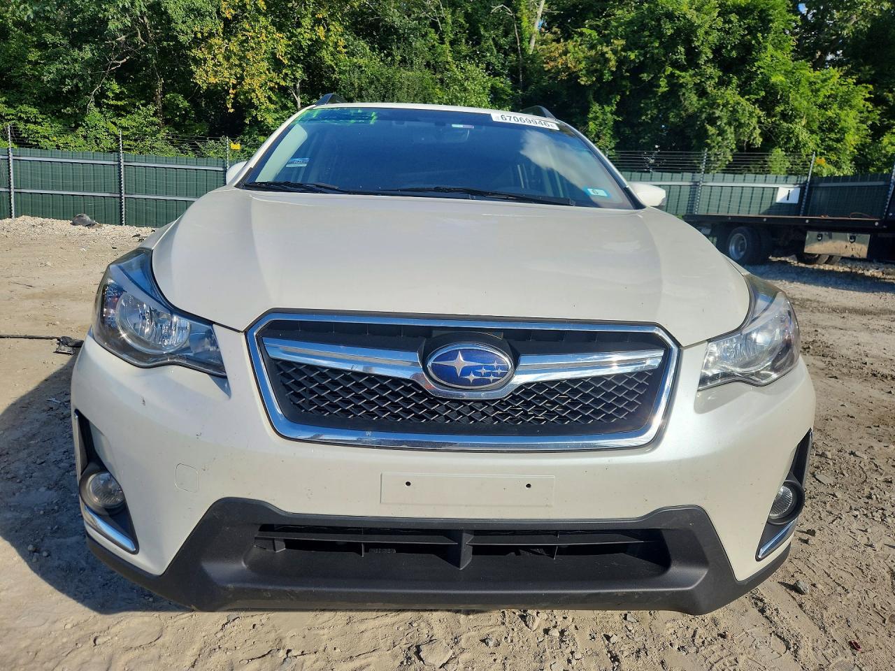 2017 Subaru Crosstrek Limited - Image 5