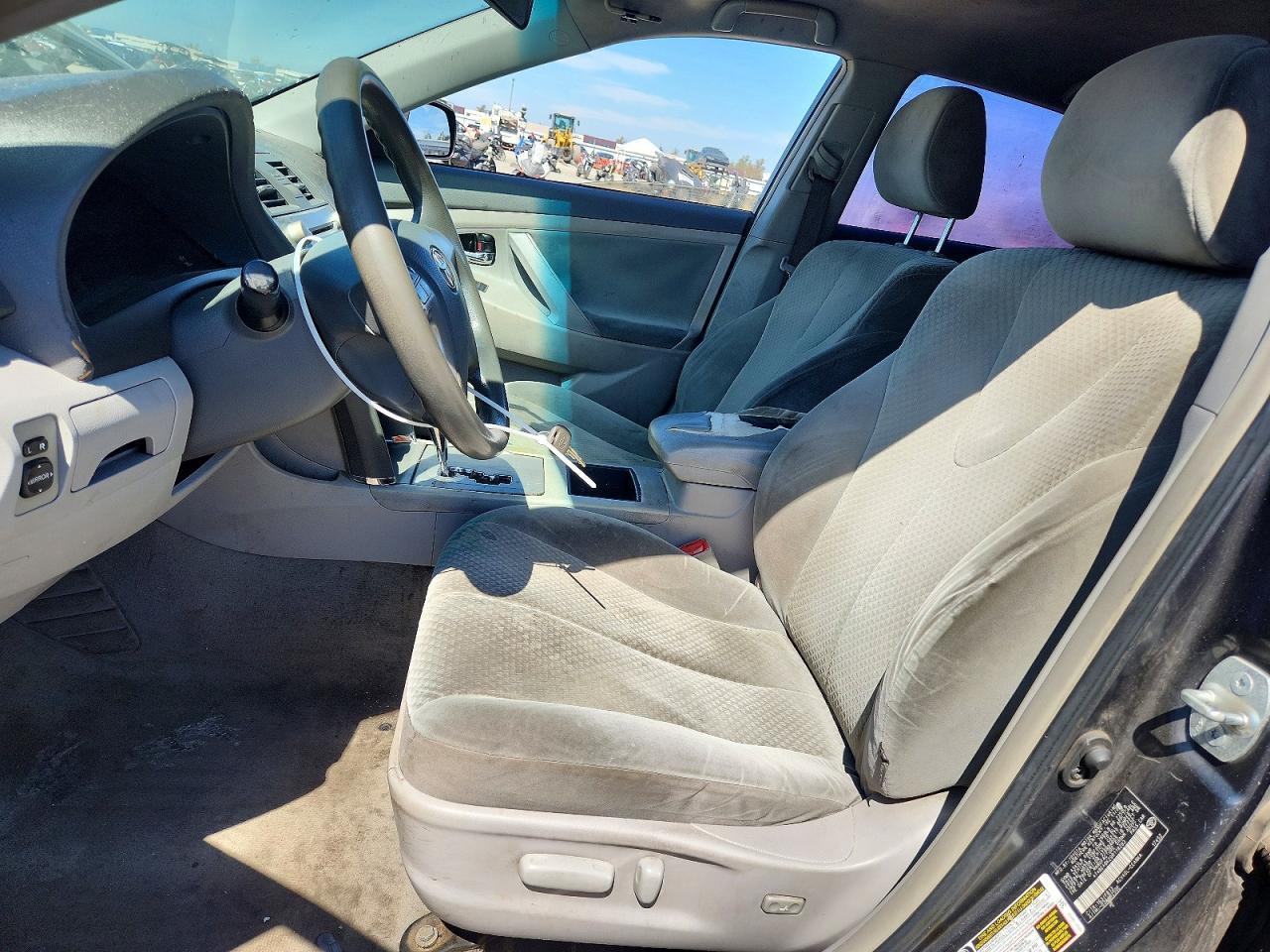 2009 Toyota Camry Le - Фото 7