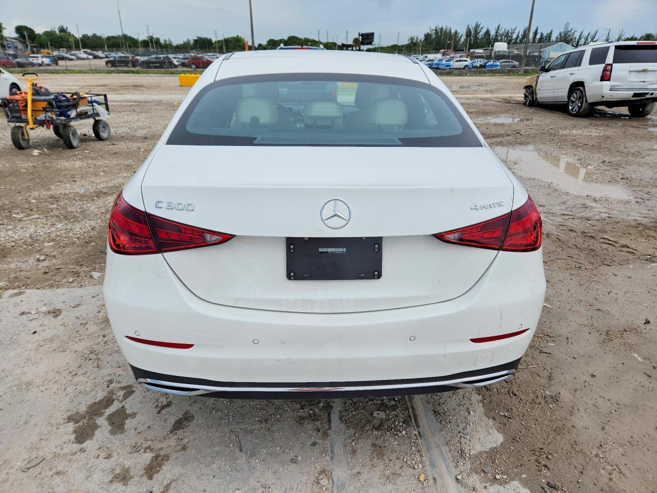 2025 Mercedes-Benz C 300 4Matic - Фото 6