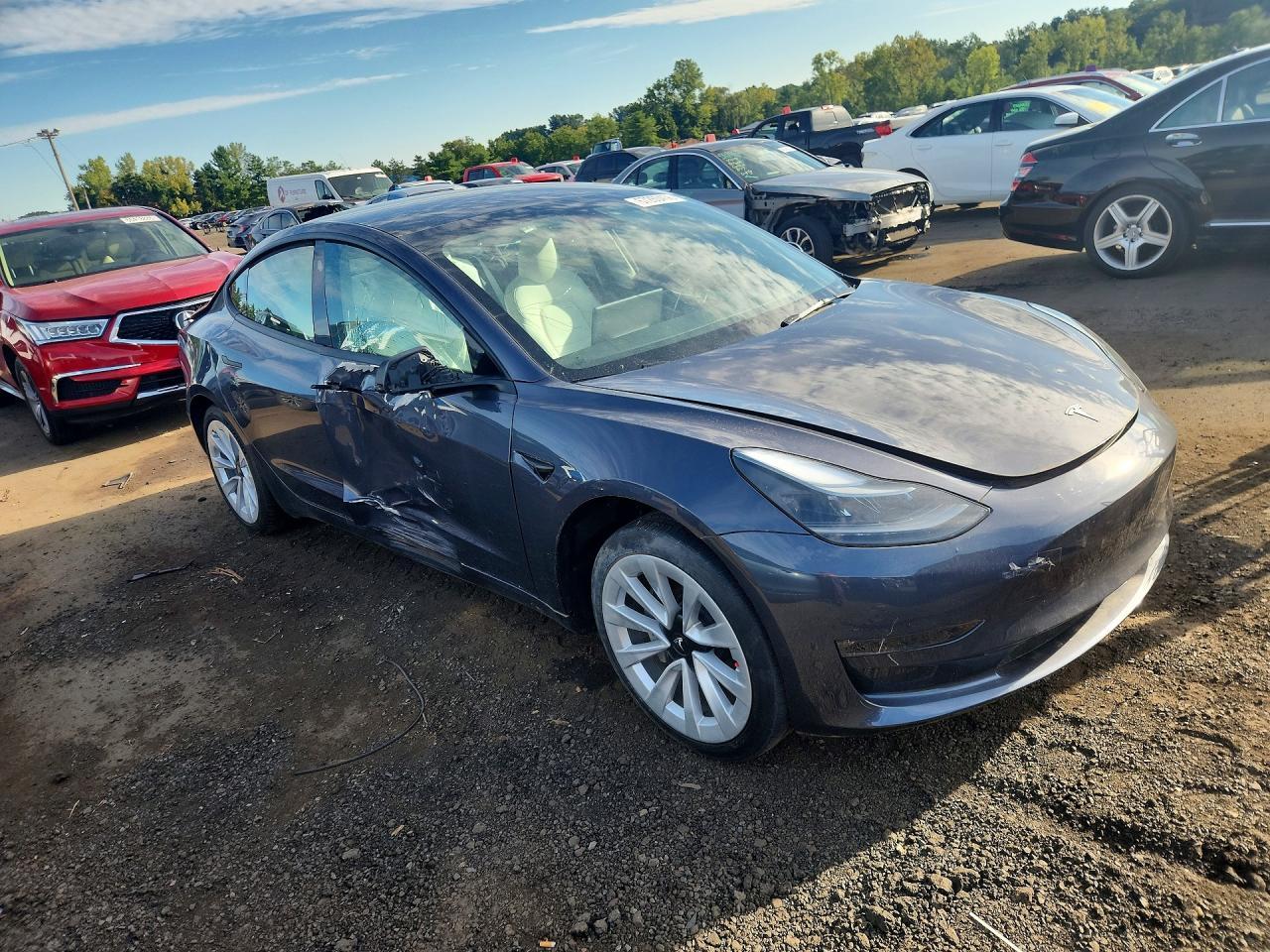 2023 Tesla Model 3 - Image 4