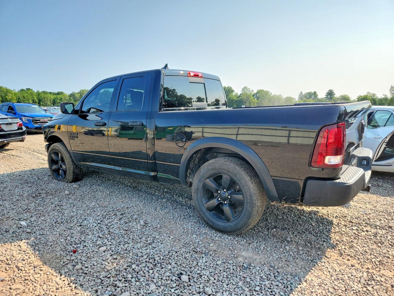 2020 Ram 1500 Classic Warlock - Фото 2