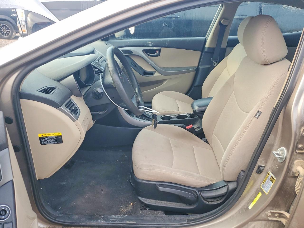 2014 Hyundai Elantra Se - Фото 7