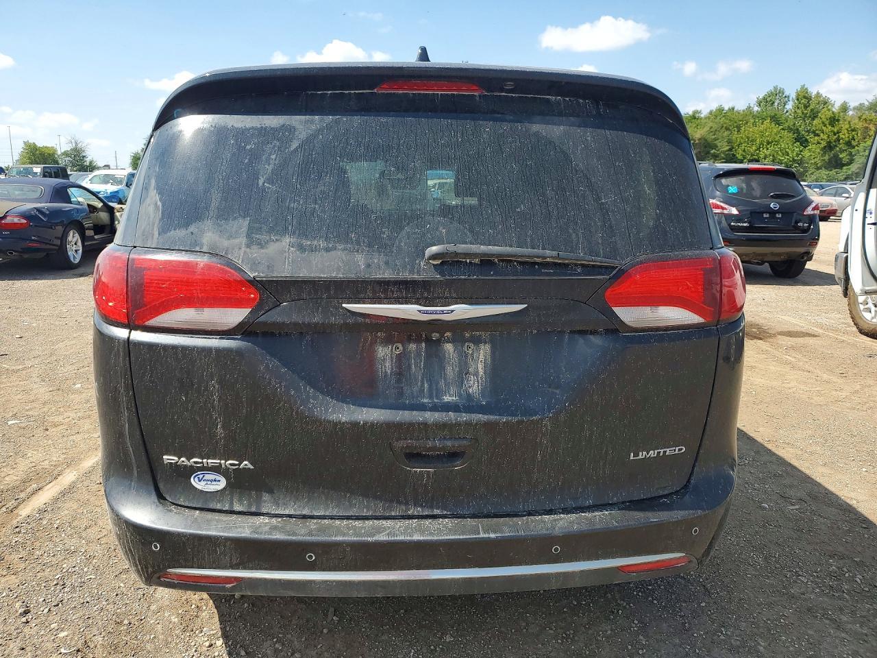 2020 Chrysler Pacifica Limited - Фото 6