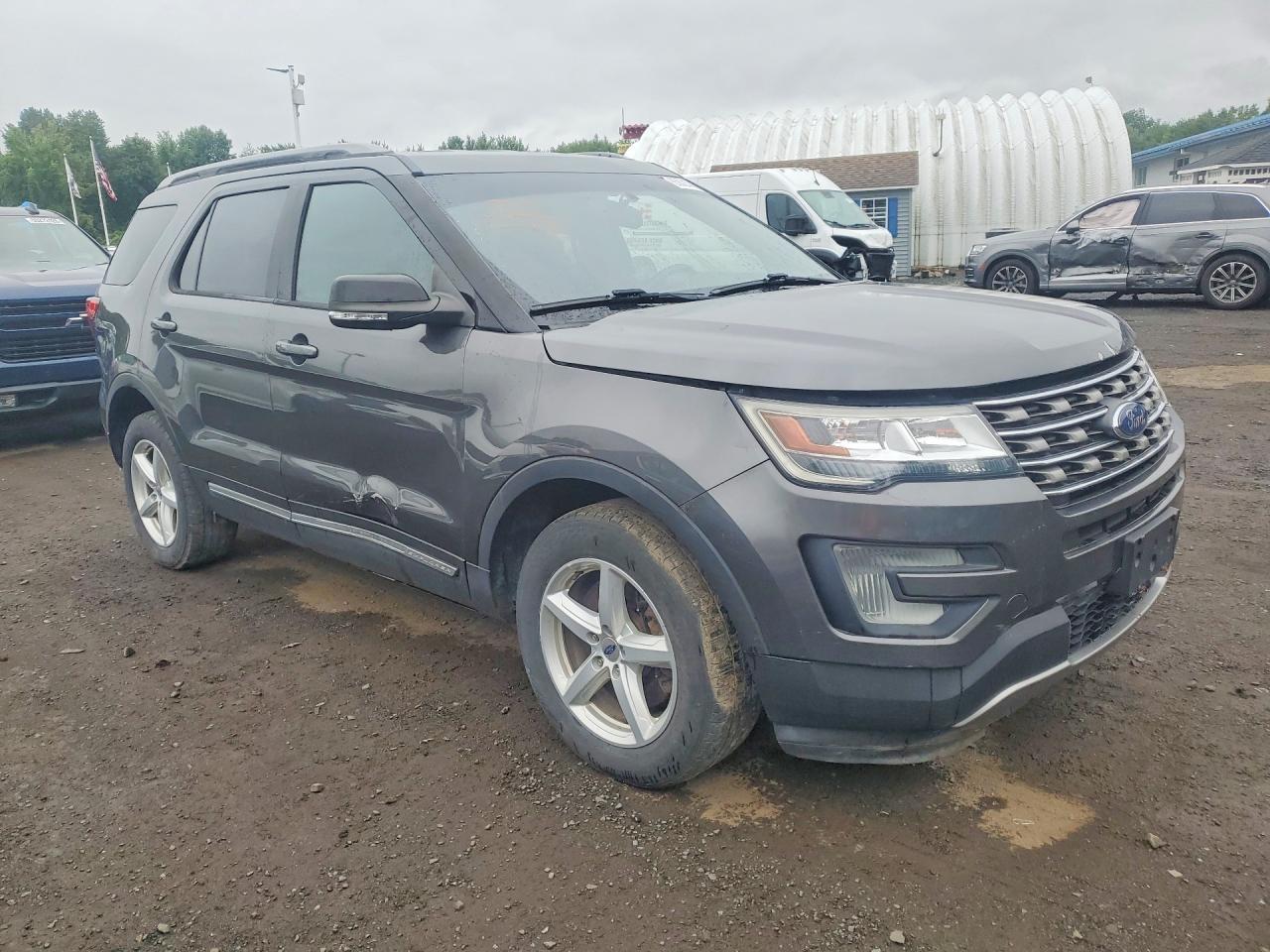 2017 Ford Explorer Xlt - Фото 4