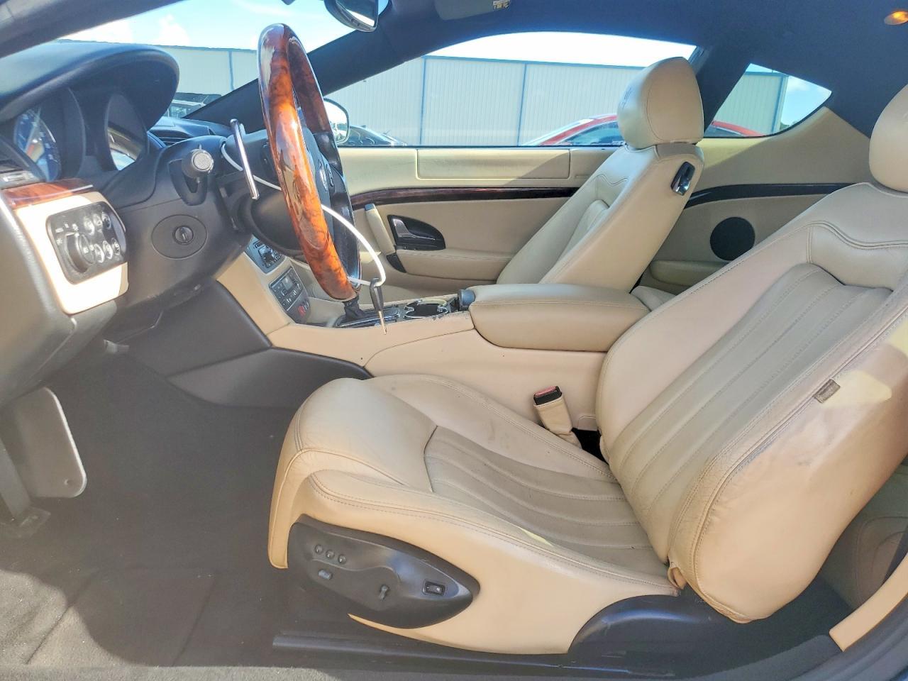 2010 Maserati Granturismo - Фото 7
